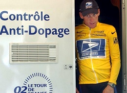 Lance Armstrong (zdroj: thetimes.co.uk) armstrong-dopingova-kontrola-2