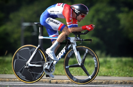 dumoulin-suisse-2015-casovka-tgaf