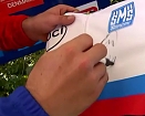 Cavendish podpisuje dúhový dres duhovy-dres-podpis