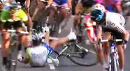 pád Petra Sagana v 3. etape Paríž - Nice sagan-paris-nice-pad