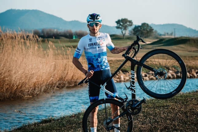 Simon Nagy: Príbeh pretekára, ktorý mal jazdiť v slávnom tíme, prišiel o brata a po ťažkom zranení sa pokúsi o návrat