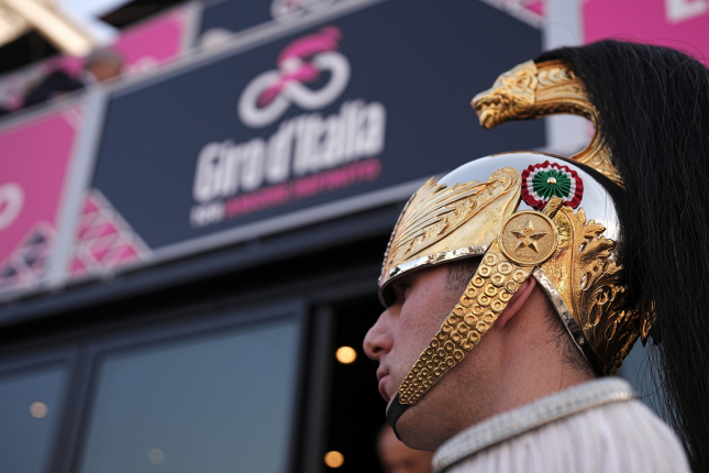 Giro končí v Ríme príležitosťou pre Milana s Merlierom, UAE oslavuje