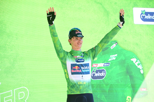 Okolo Álp: Pelizzari výhrou v záverečnej etape štýlovo potvrdil GC pozíciu