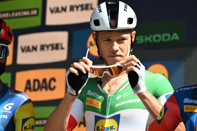 Renewi Tour: V 1. etape triumf Milana pred Kooijom, Merlier s Philipsenom za nimi, Kubiš bez straty