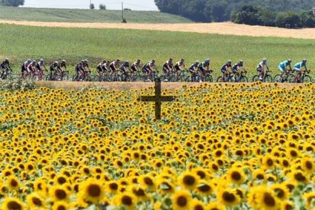 Tour de France ponúkla aj nádherné scenérie