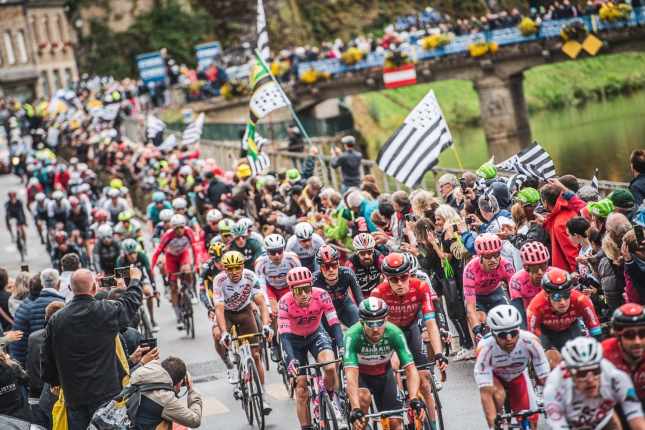 Tour špeciál: Na zemi skončili Roglič aj Sagan, emotívna premiéra MVDP (podcast)