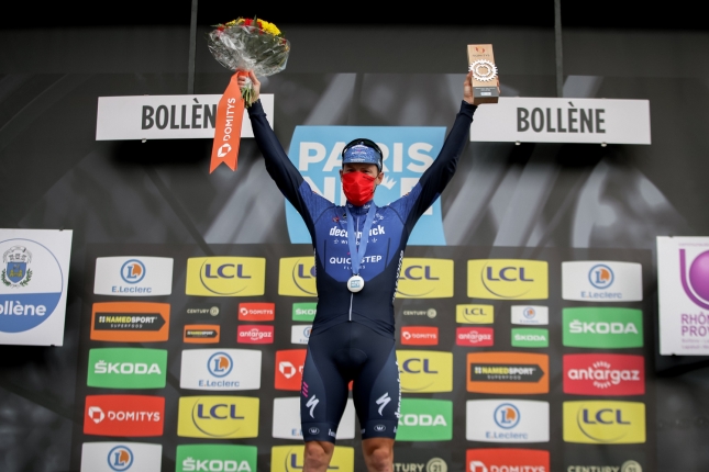 Paríž - Nice: Pomalú etapu ovládol presvedčivo Sam Bennett, druhý Nacer Bouhanni