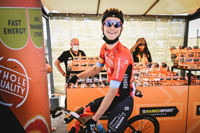 Tour: V zvlnenej 19. etape Sagan skúsil ísť do úniku, prehliadka klasikárskych superhviezd pre Mohoriča