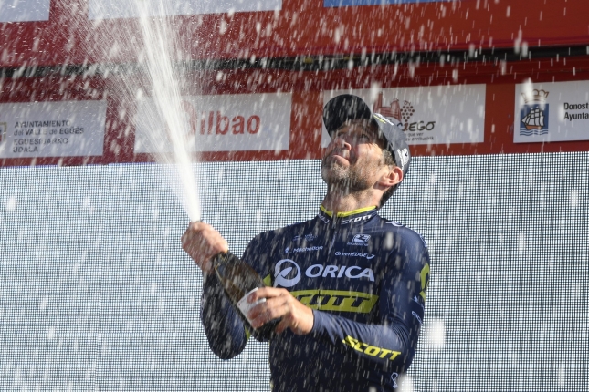 Do dôchodku sa pobrali špecialisti na mačacie hlavy aj víťazi týždňových etapákov