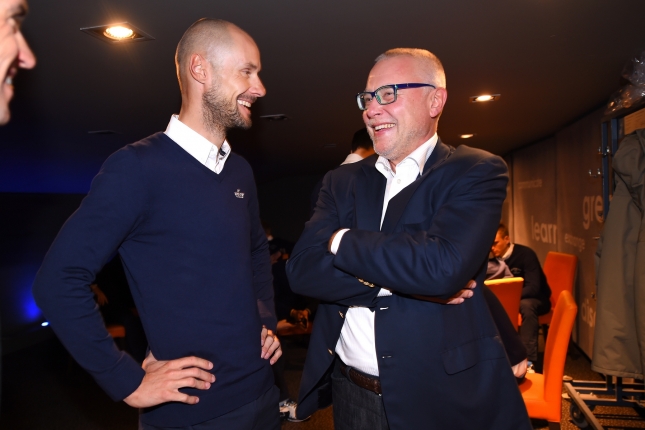 Sponzorská štruktúra profesionálnych World Tour tímov