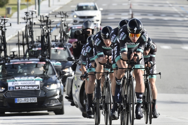 V novej sezóne prináša UCI dva špeciálne rebríčky a vyššie tresty