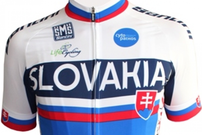 SZC predstavil predajcov oficiálneho oblečenia reprezentácie