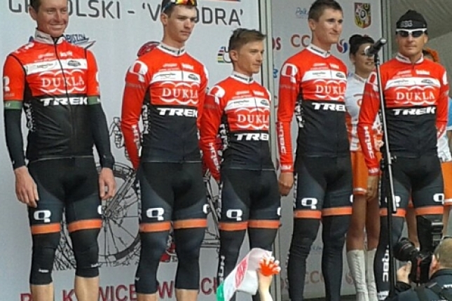 V českých pretekoch V4 piate miesto Tybora, Mahďar spadol pred cieľom