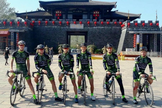 Taihu Lake: Duque zaskočil súperov a v závere preteky zlomil na svoju stranu