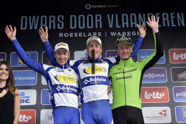 Na Dwars door Vlaanderen Kwiatek štvrtý, pokorili ho borci z Topsportu