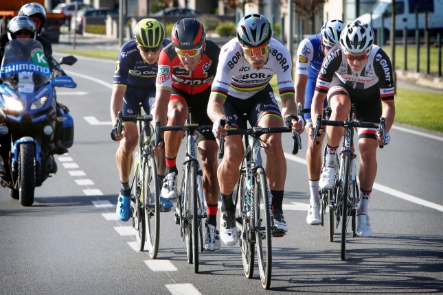 V novej sezóne púta Froomovo ohrozenie, na pavé rivalita Sagana s Van Avermaetom
