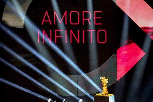 Podcast: Od soboty bude svet ružový, začína talianske Amore Infinito
