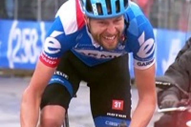 Hesjedal si podmanil etapu, Valverde mierne stratil, Sagan odstúpil