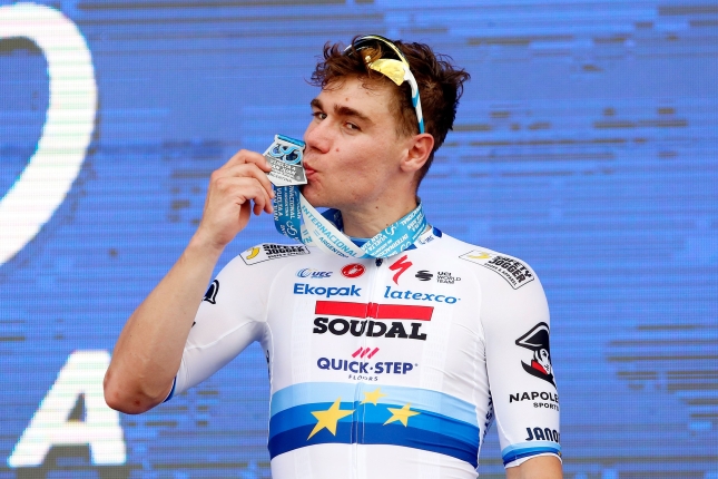 2. etapa Tirreno - Adriatico vyvrcholila tesným špurtom pre Jakobsena, Sagan jedenásty