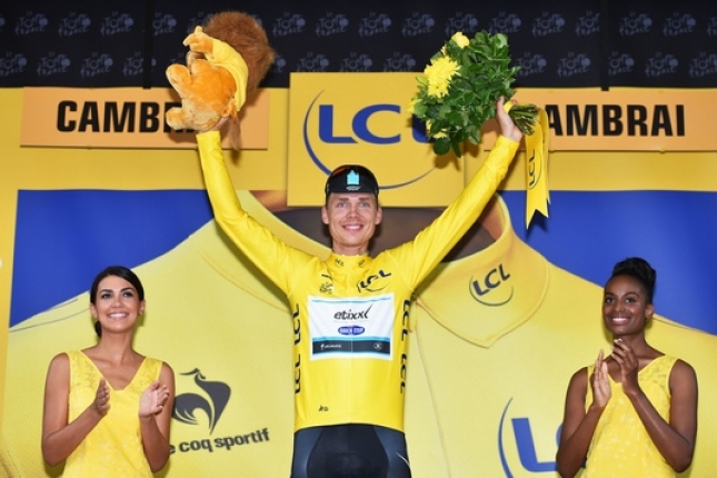 TdF: Favoritov pavé neprekvapili, etapu a žltý dres získal Tony Martin