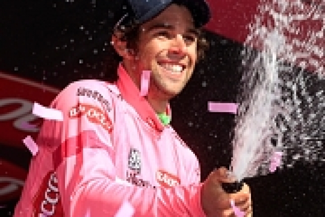 Orica plánovala výmenu maglia rosa, Pozzovivo spadol a stratil čas