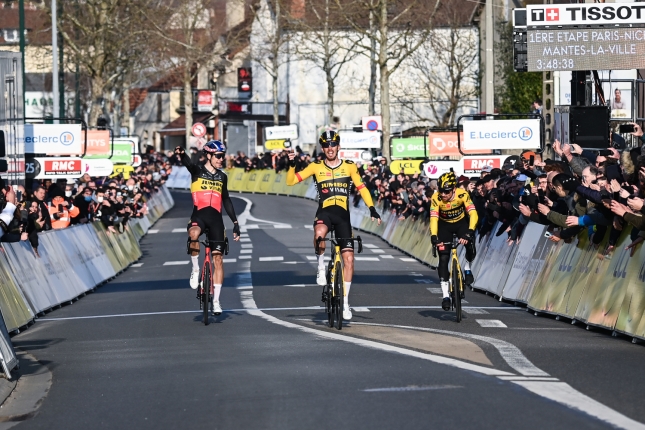 V prvej etape na P-N Jumbo deklasovalo súperov, Laporte berie etapu, Van Aert a Roglič získali sekundy v GC