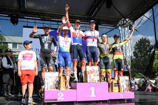 Tlmače: V špurte triumf Štočka, Sagan druhý, na páske nepríjemne spadol, Kubiš s bronzom