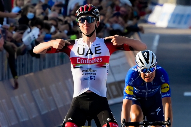 Novou svetovou jednotkou je Pogačar, medzi Slovincov sa vtesnal Van Aert, Peter Sagan je na miernom ústupe zo slávy