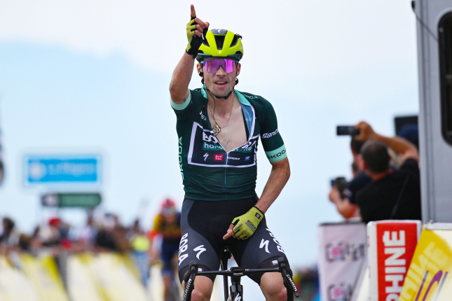 Reakcie po Rogličovom triumfe: Víťaz vyzdvihol Vlasova, Evenepoel uznal, že nie je vo forme. Gee prekonal svoje očakávania