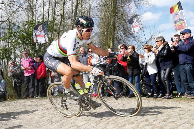 Po Roubaix: Sagan nemal osud na triumf, Spartakus padal, Štybar a Boom boli chorí