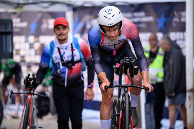 ME časovky: ženy - Reusserová, Jenčušová 22., U23 - Vervenne, Schwarzbacher 12., juniori - Mouris a Ostizová, Andacká 13.