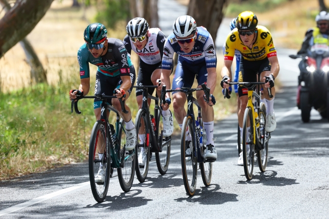 Tour Down Under: Dennis víťazom druhej etapy, Austrálčan je novým lídrom pretekov