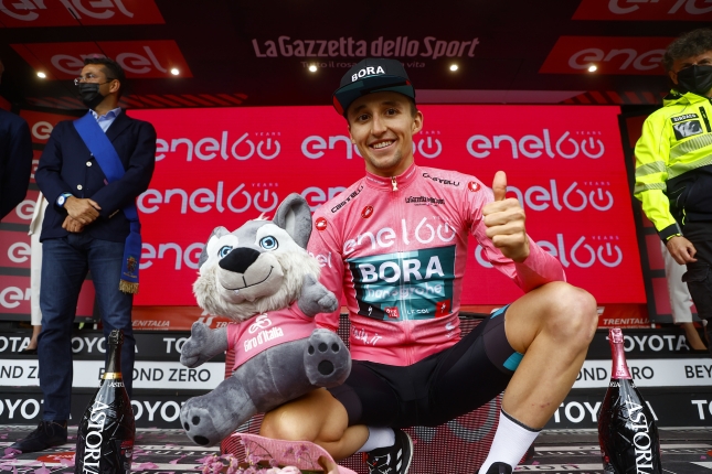 Sumár týždňa: Quintana neuspel s odvolaním, Lampaert predĺžil zmluvu s Quick-Stepom, Hindley chce obhajovať triumf na Gire