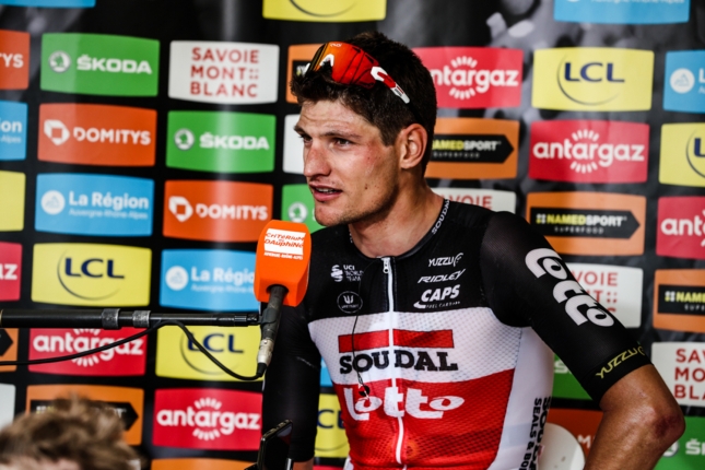 Critérium du Dauphiné: Na úvod sa z úniku presadil Brent Van Moer a získal všetky dresy