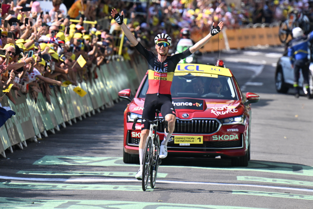 Tour: V nedeľu sa radoval únik, Wellens zopakoval 40-kilometrové sólo z majstrákov, Vingegaard a Lipowitz spadli