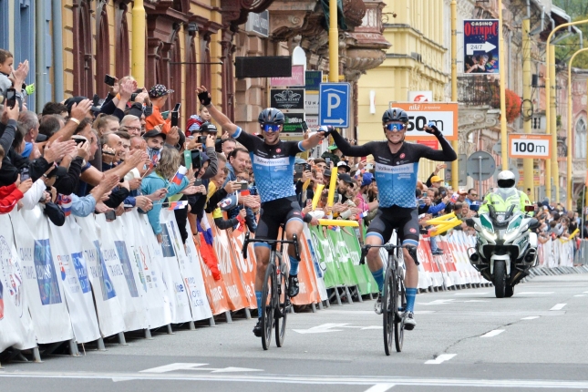 Okolo Slovenska: V poslednej etape vyhral unikajúci Haest, Černý celkovým víťazom, Svrček najlepším Slovákom, Rovder najbojovnejším pretekárom etapy
